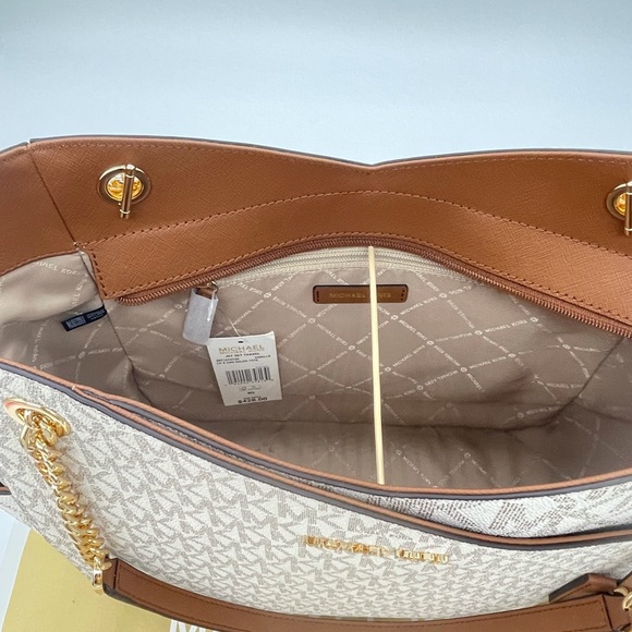 Michael Kors Large X Chain Shoulder Tote Bag & Trifold Wallet Vanilla - Picture 7 of 13